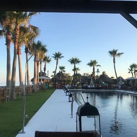 Apartamento Con Piscina ,Playa Con Vistas Panoramicas En La Marina De Sotogrande San Roque  Buitenkant foto